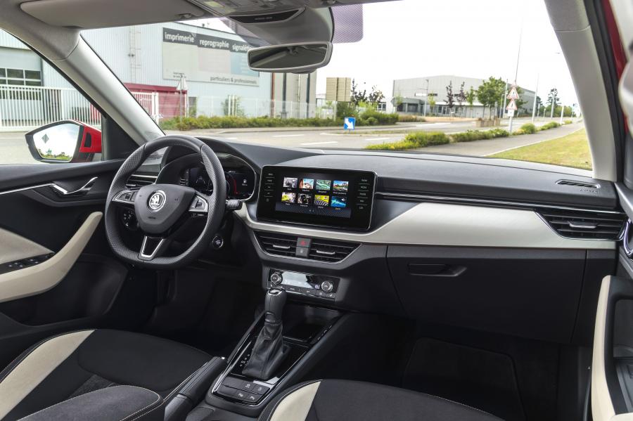 Торпедо Skoda Kamiq 2019 года  (WW) (фото 197 из 217)